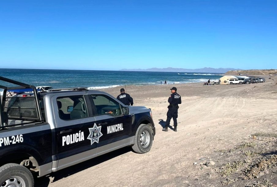 Operativo de policías en La Paz