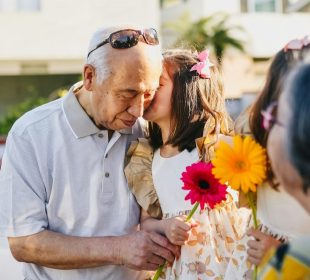 El Día del Abuelo Por qué se celebra en México