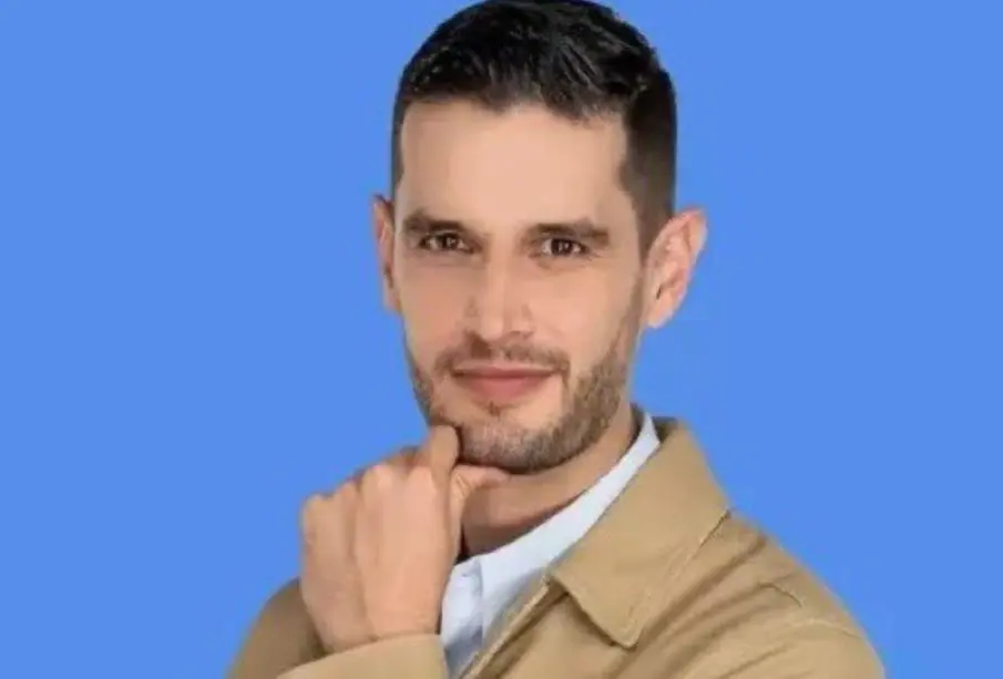 Adrián Marcelo.