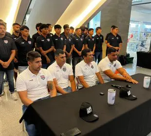 Integrantes de Los Cabos United