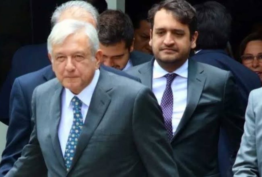 AMLO y su hijo Andy López Beltrán.