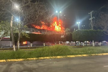 City Club incendiándose