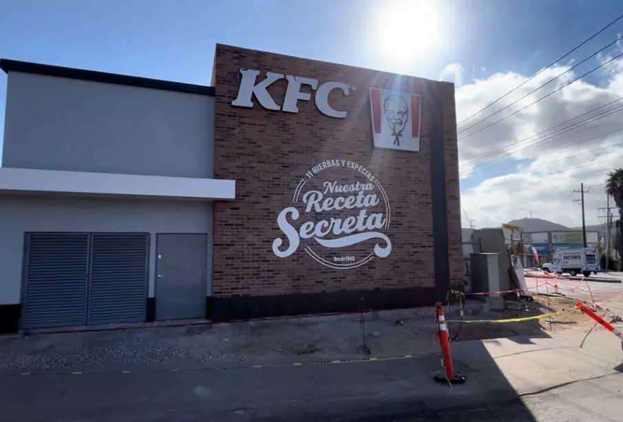 Grandes cadenas de comida rápida no afectan al comercio local