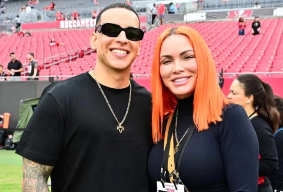 Daddy Yankee y Mireddys González