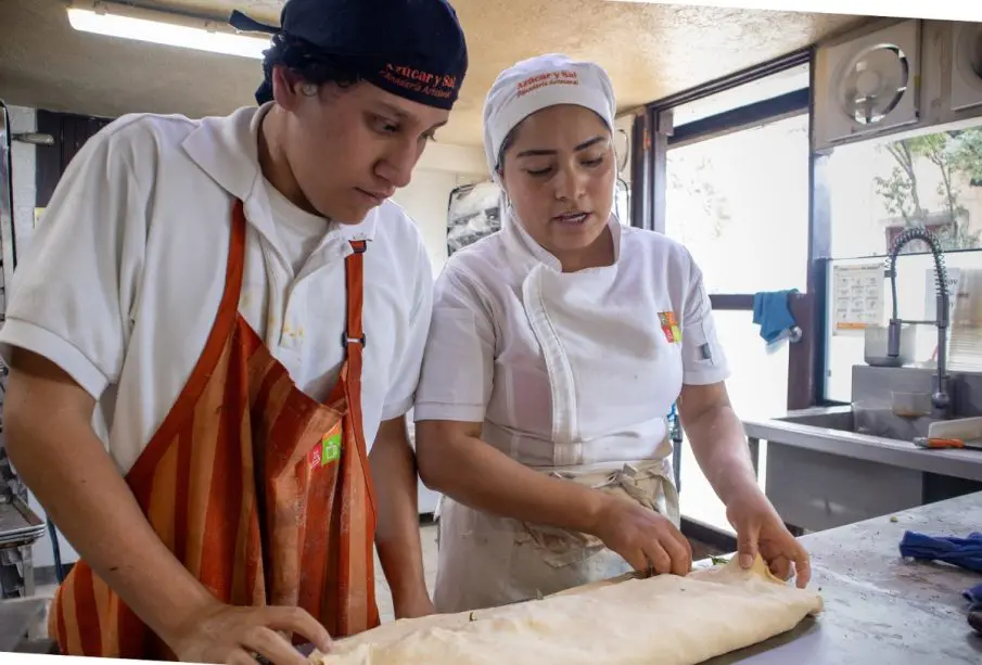 Jóvenes Construyendo el futuro