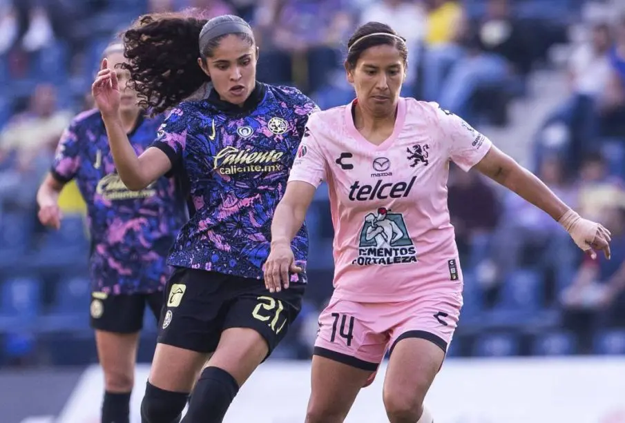 Daniela Espinosa marca doblete contra León