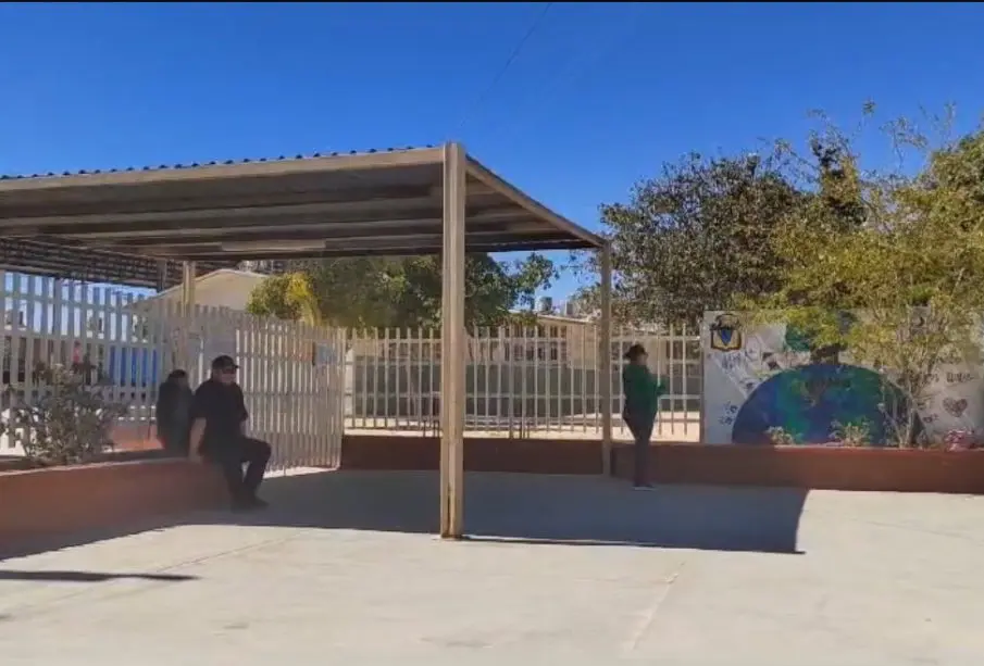 Escuela de Los Cabos reporta falta de maestros