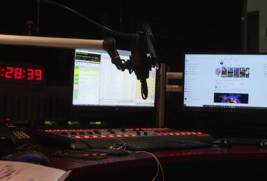 Este 13 de febrero se conmemora el Día Mundial de la Radio, un medio que sigue conectando con la audiencia. Locutores de Radiante FM destacan su impacto, cercanía y adaptación a la era digital.