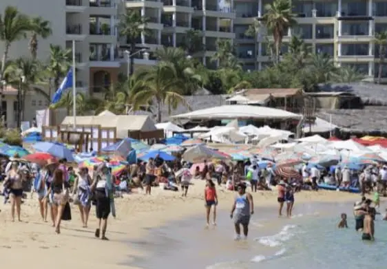 Spring breakers en Los Cabos