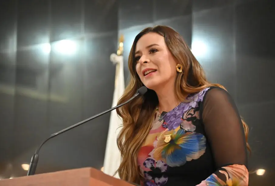 La presidenta de la mesa directiva del Congreso de Baja California Sur, Arlene Moreno Macie