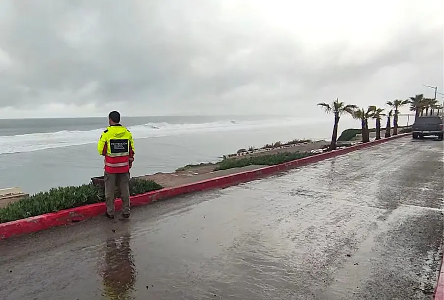 Playas de Tijuana cerradas en Baja California