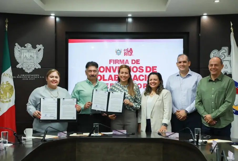 Milena Quiroga Romero haciendo convenios intersectoriales