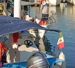 Comunidad marítima de Cabo San Lucas se manifiesta ante la falta de una clínica