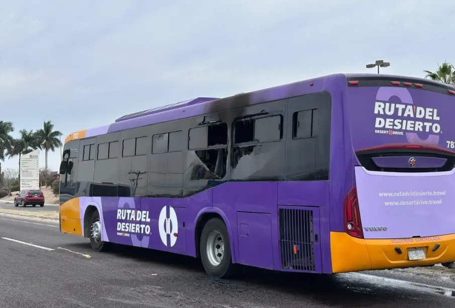 Nuevo incendio de camión en Los Cabos; van tres en menos de 24 horas