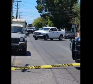 Militares y policías aseguraron un inmueble en la colonia Pueblo Nuevo; se reportó la detención de personas armadas.