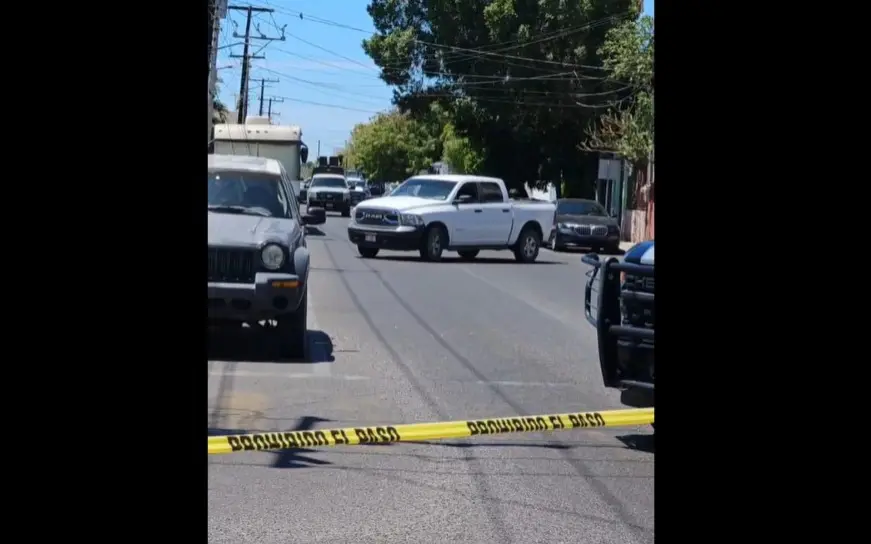 Militares y policías aseguraron un inmueble en la colonia Pueblo Nuevo; se reportó la detención de personas armadas.