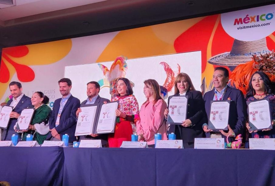 Autoridades en el Tianguis Turístico 2025