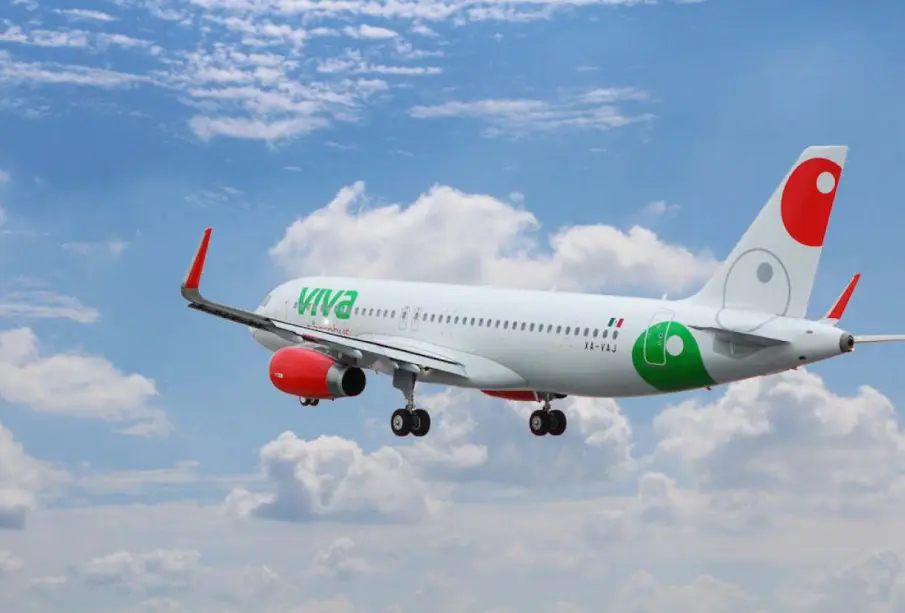 Viva Aerobús evacua pasajeros en Puerto Escondido