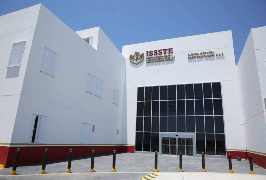 ISSSTE en Cabo San Lucas responde a demandas del magisterio tras manifestación