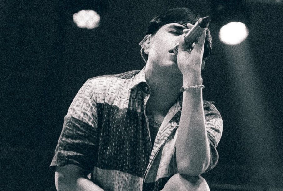 Cantante Óscar Maydon