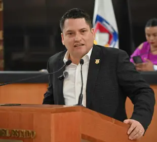 diputado Erick Iván Agúndez Cervantes