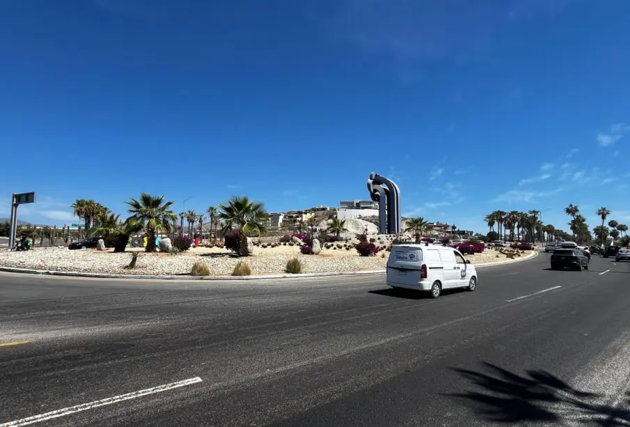 Construcción del paso a desnivel de la glorieta Fonatur no afectará la movilidad