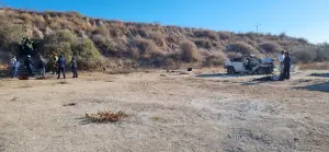 El accidente fue reportado vía grupos de alerta ciudadana y atendido por el Cuerpo de Bomberos, que trasladó a los heridos para valoración médica.