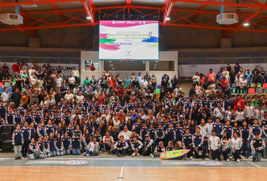abanderamiento de los atletas sudcalifornianos