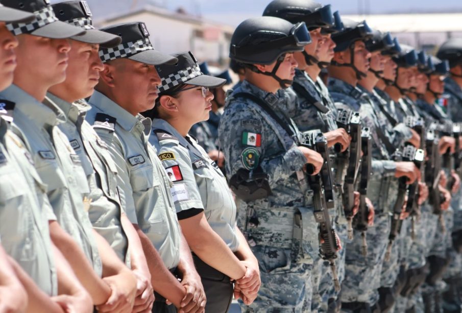 Oficiales de la Guardia Nacional en BCS