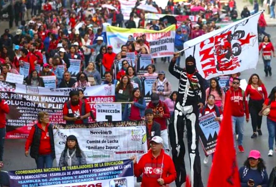 Marcha de la CNTE en la CDMX