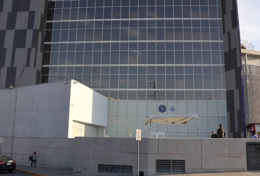 Tijuana: Hallan cabezas de cerdo en auto frente a la SSPM