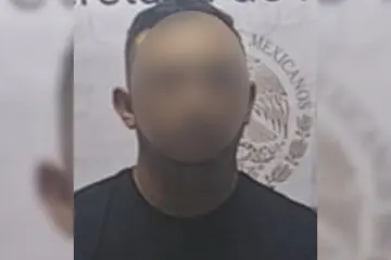 Detienen a hombre con arsenal tras cateo en El Centenario, La Paz