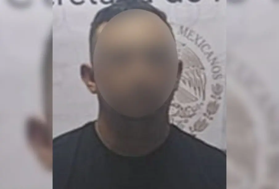 Detienen a hombre con arsenal tras cateo en El Centenario, La Paz