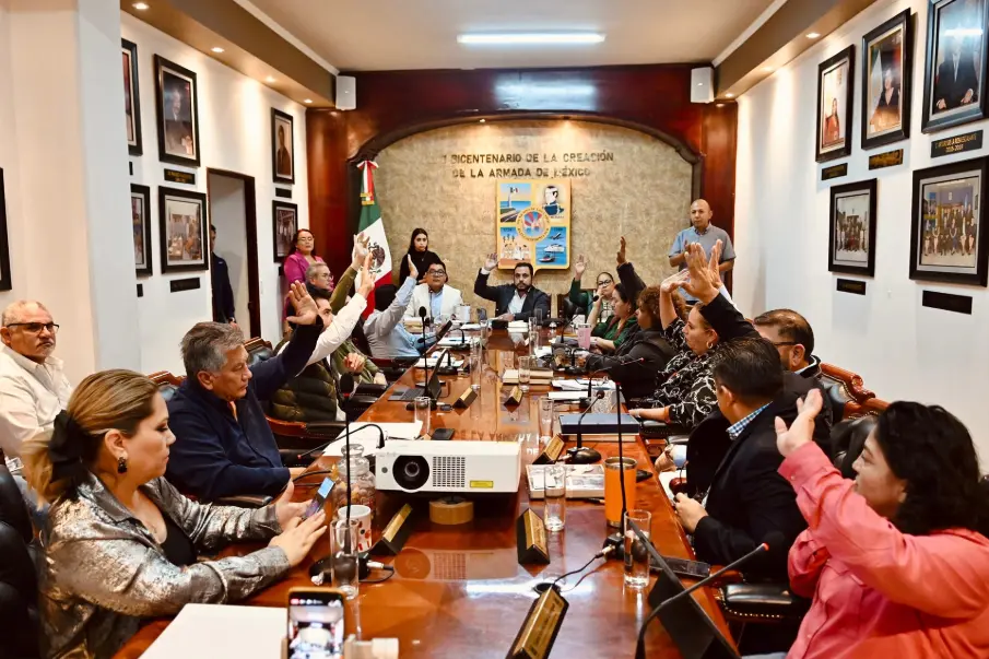 Regidores destinarán parte de su salario para mejorar nuestras colonias con acciones como bacheo, pintura y limpieza. Cada 15 días, una nueva obra que tú puedes proponer.
