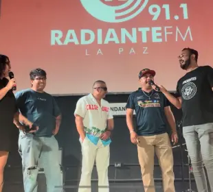 Locutores Radiante FM La Paz