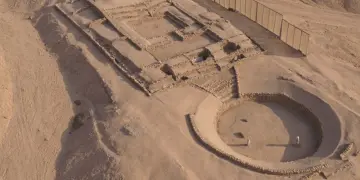 Sumérgete en los secretos de Peñico, el nuevo sitio arqueológico que conecta la costa, los Andes y la Amazonía. Una joya ancestral que revela la grandeza de Caral.