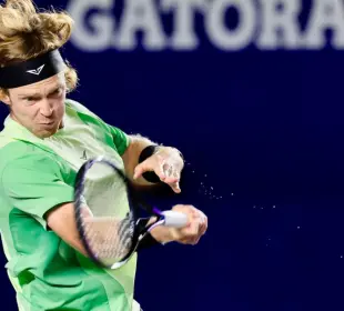 Rublev avanza a semifinales del Abierto Los Cabos 250