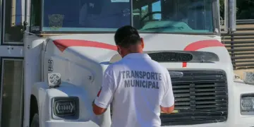 Diputado Huerta Leggs propone más inspectores para regular el transporte