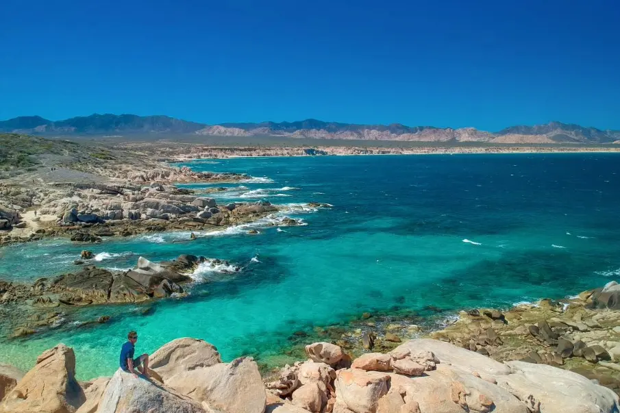 Alternativas turísticas en Los Cabos más allá del lujo y la playa