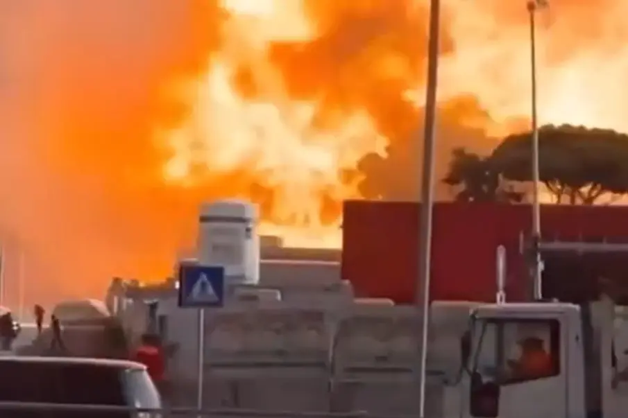 Explosión en gasolinera de Roma