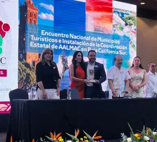 Christian Agúndez es nombrado coordinador estatal de AALMAC durante el Encuentro Nacional de Municipios Turísticos