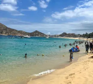 Turismo en Los Cabos mantiene niveles altos de ocupación durante el verano