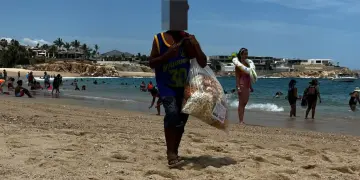 Comercio informal y explotación infantil en Los Cabos