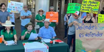 Defienden la Sierra de la Laguna: protestan contra venta de predios y planes que amenazan la reserva