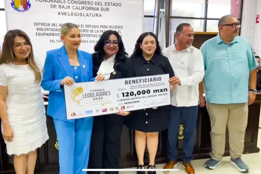 El Congreso del Estado entregó 606 mil pesos recaudados en el Torneo Legisladores 2025.