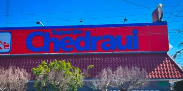 La tradicional vaquita de Arámburo, emblema de los supermercados paceños por más de cuatro décadas, amplió su presencia a cuatro sucursales de Chedraui en La Paz.