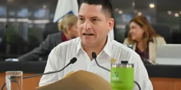 Erick Agúndez propone regular el funcionamiento de las comisiones unidas del Congreso de BCS