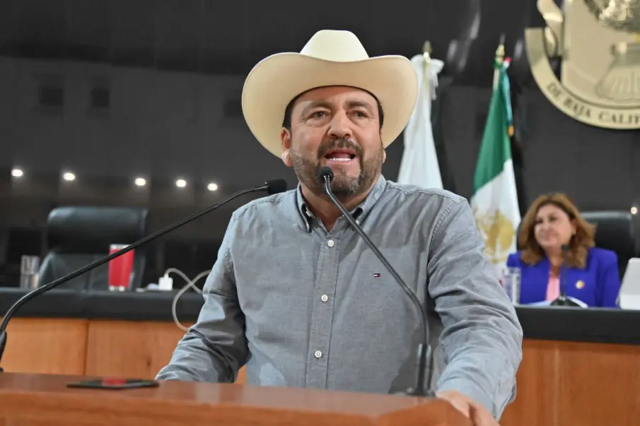 Congreso BCS impulsa solución vial frente a la UABCS