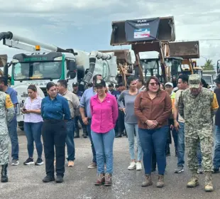 Inicia jornada de limpieza y rehabilitación de calles en La Paz tras el huracán Lorena