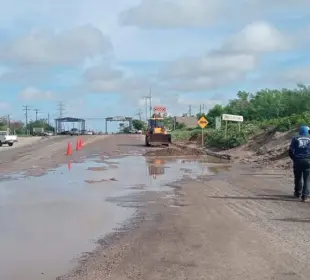 Refuerzan reparación de vialidades tras lluvias de “Lorena” en BCS